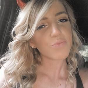 Meet your Posher, Kaitlyn